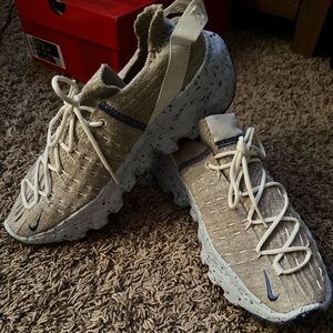 Nike space hippie 04